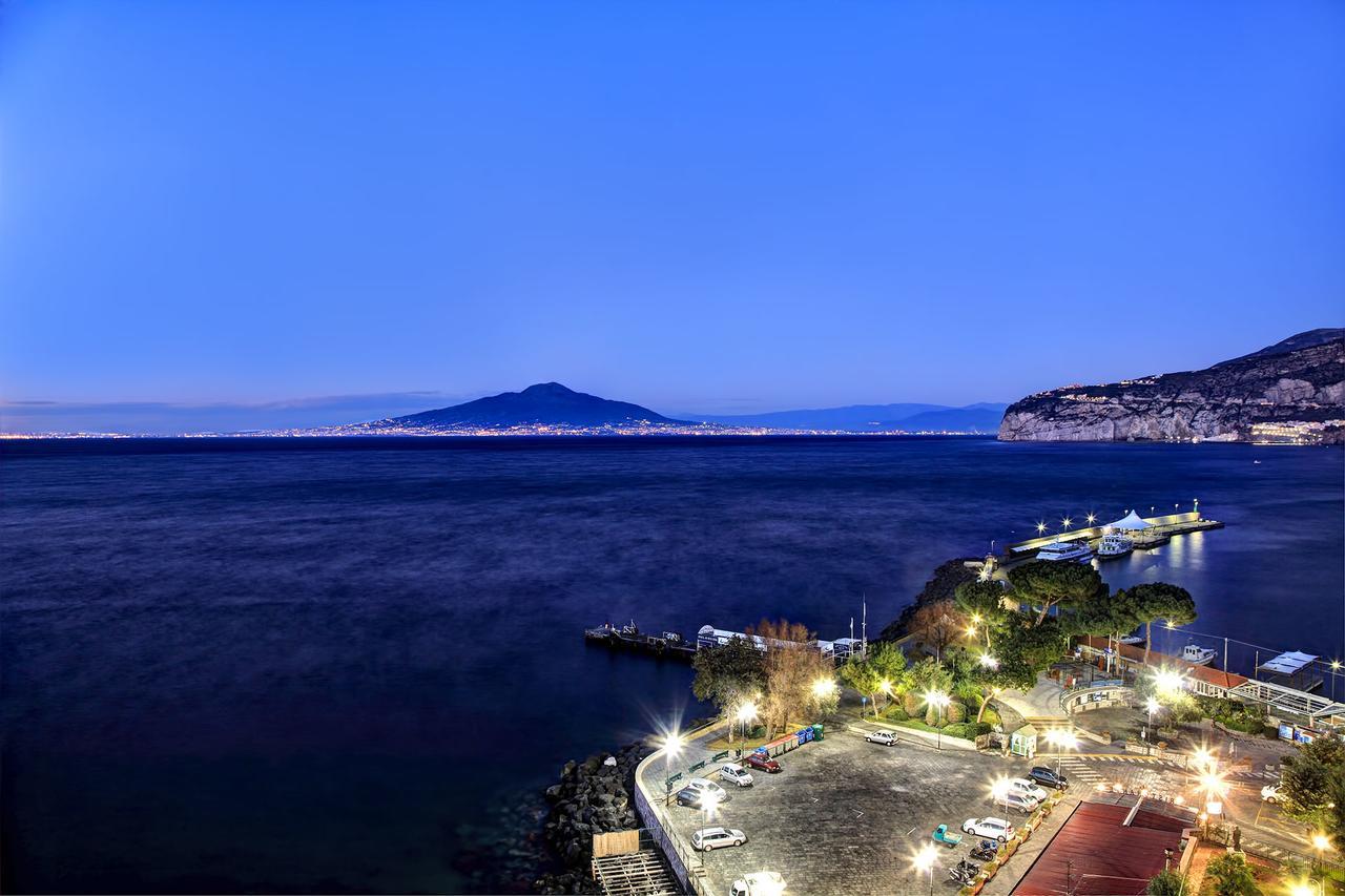 Caruso 4 By Villasandco Rentalsorrento Exterior photo